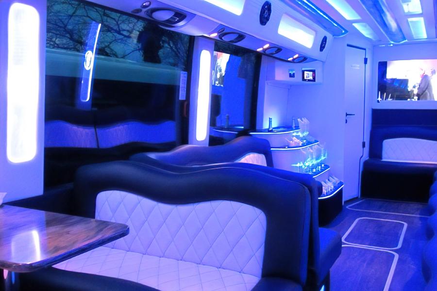 Mercedes Setra 60 Passenger Party Bus Small Photo (19)