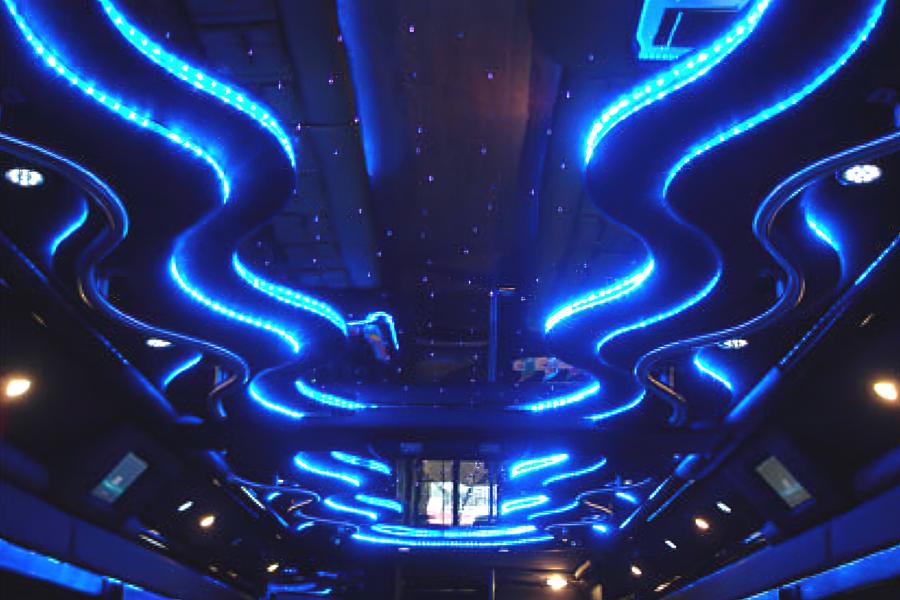 34 Passenger Party Bus Small Photo (19)