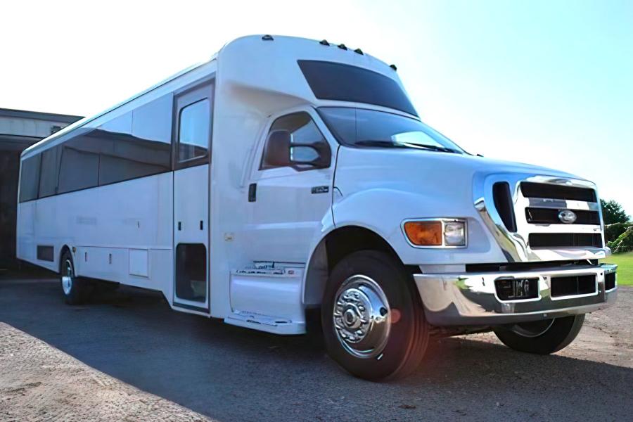 32 PAX LUXURY PARTY BUS Photo
