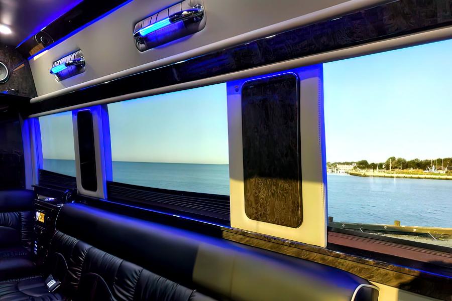 12 PAX MERCEDES SPRINTER LIMO Small Photo (19)