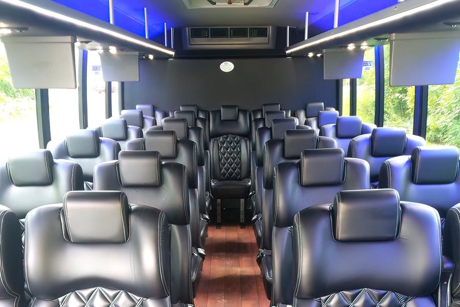 27 PAX EXECUTIVE SHUTTLE Small Photo (19)