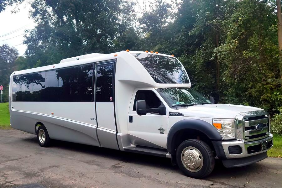 27 PAX EXECUTIVE SHUTTLE Photo