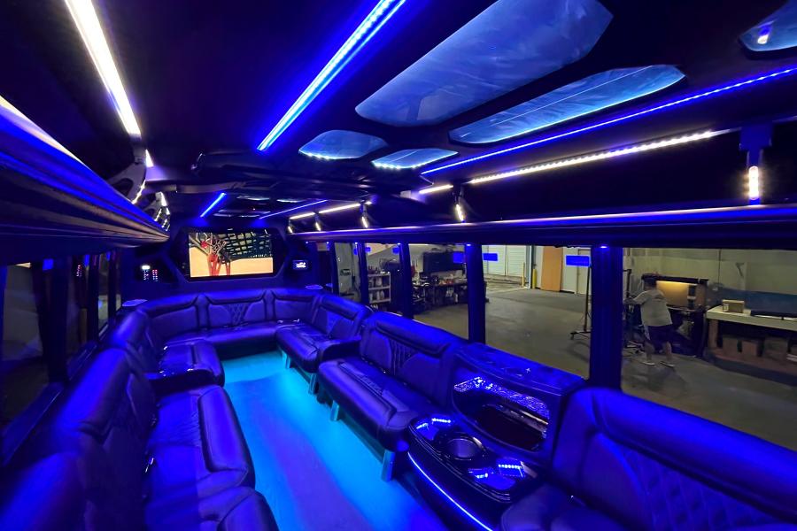 24 PAX Party Bus Limo Silver Small Photo (19)