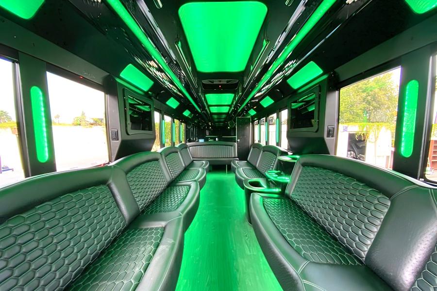  26 PAX PARTY BUS Photo