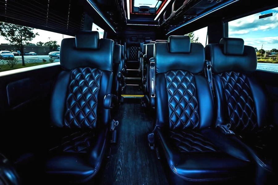 16 PASSENGER SPRINTER Photo