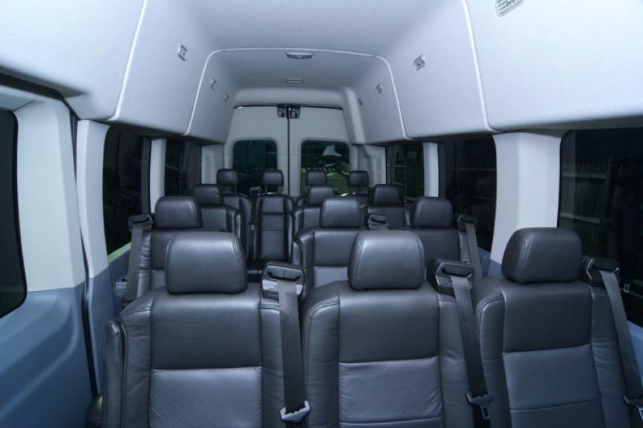 14 Passenger Executive Shuttle Bus Small Photo (19)