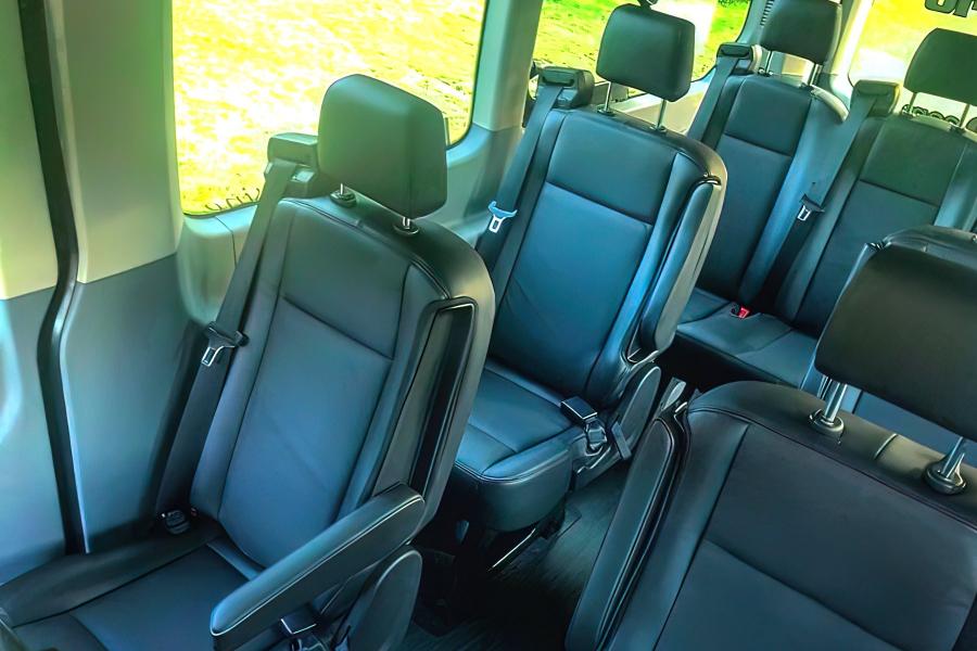 14 Passenger Executive Shuttle Coach Small Photo (19)