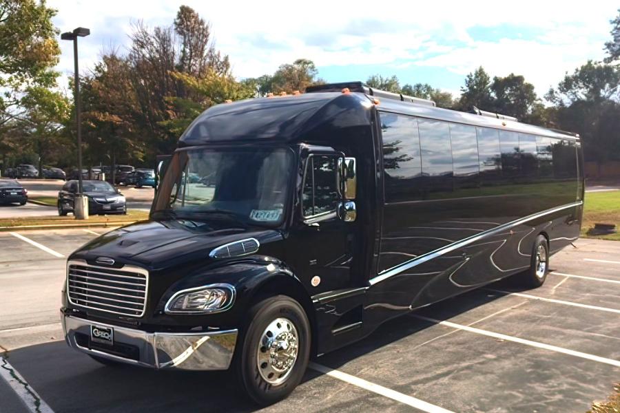 36 Passenger Luxury Bus Photo