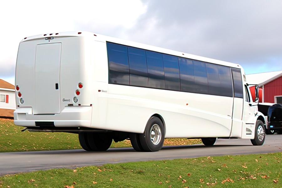 37 PASSENGER EXECUTIVE COACH Small Photo (19)