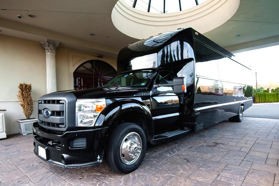 25 PAX  Luxury Limo Bus Photo