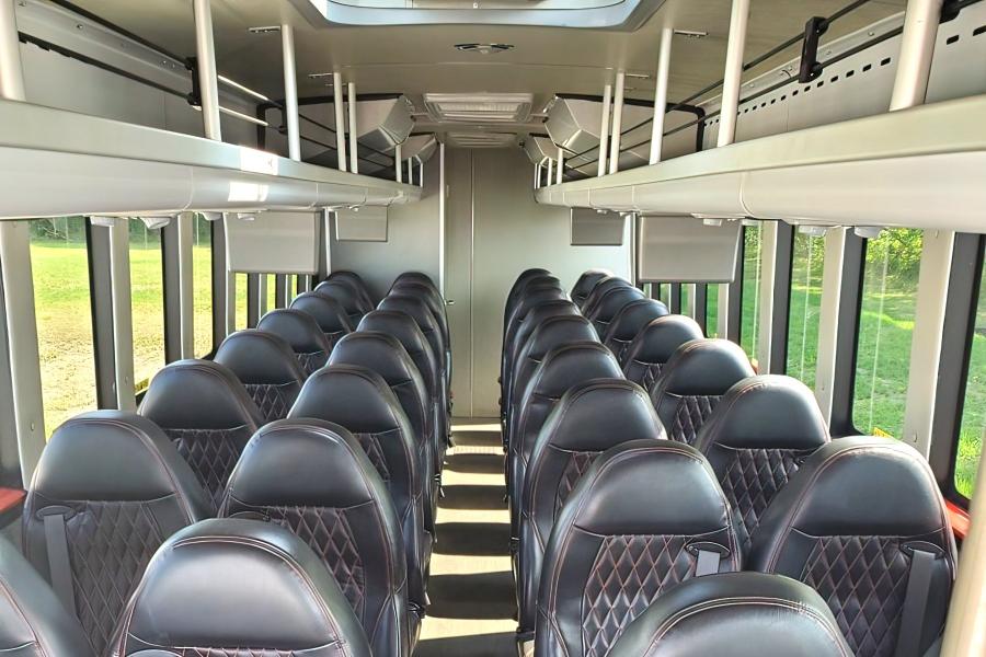 34 PASSENGER MINI BUS Small Photo (19)
