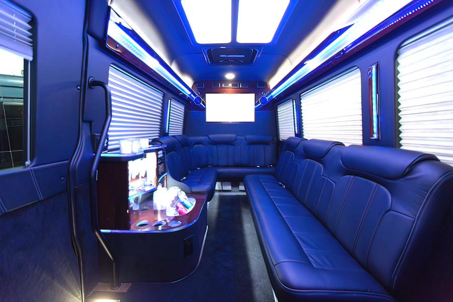 10 PAX Mercedes-Benz Limousine Sprinter Small Photo (19)
