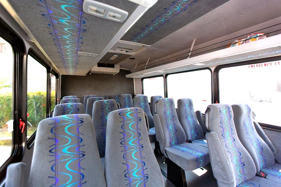 21 PAX Mini Bus Small Photo (19)