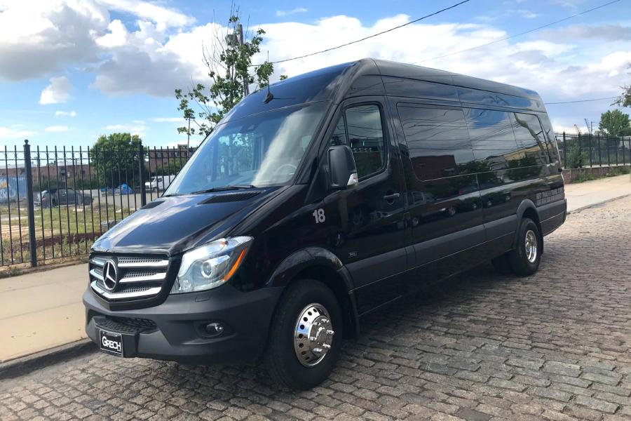 14 PAX Sprinter Van Photo