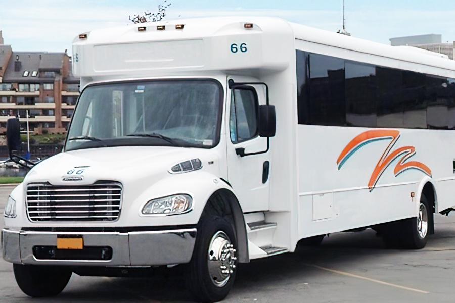 35-PASSENGER MOTORCOACH Photo