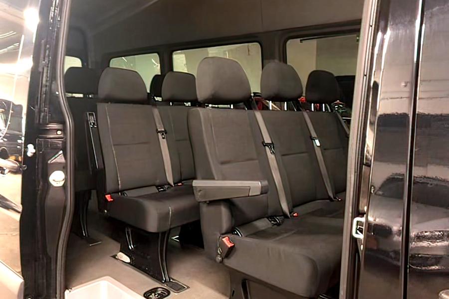 11 PASSENGER SPRINTER Photo