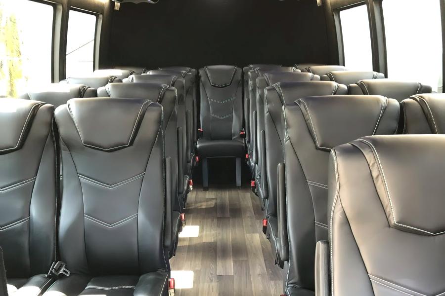 24 Passenger Mini Bus Small Photo (19)