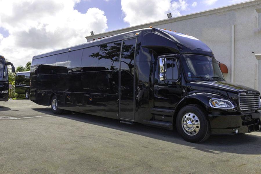 50 Passenger Grech Freightliner Small Photo (19)