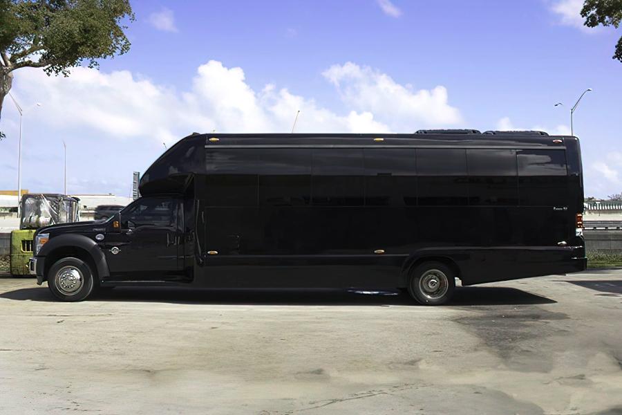 27 PAX Luxury Mini Coach Photo