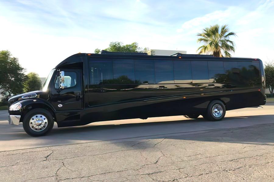 36 Passenger Luxury Bus Photo