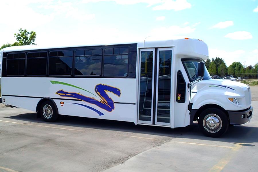 24 Passenger Bus Photo
